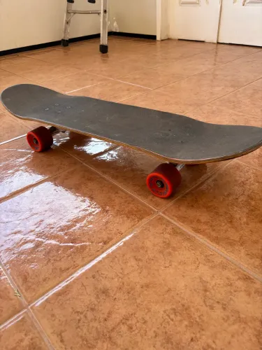 Skate Woodlight Maple Rodas 65mm 83a