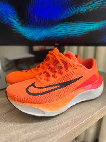 Nike zoom fly 5