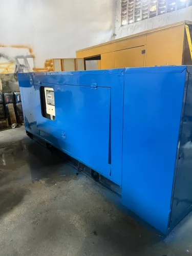 Grupo gerador de 165 kVA
