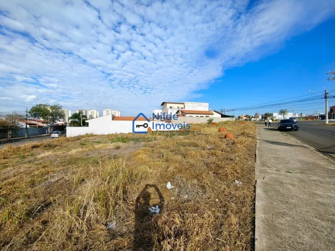 Terreno para Locação em Cerquilho, São Luiz