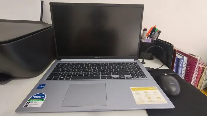 Notebook Asus Vivobook i5