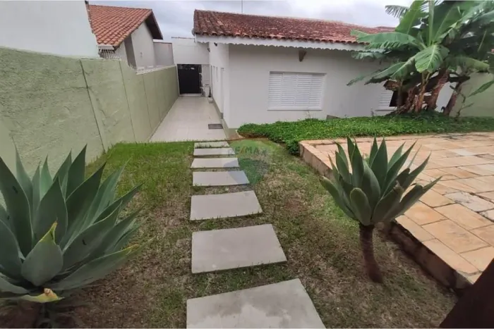 Casa com piscina para alugar, por R$7.200,00/mês - Vila Giglio ou Esperia - Atibaia/SP