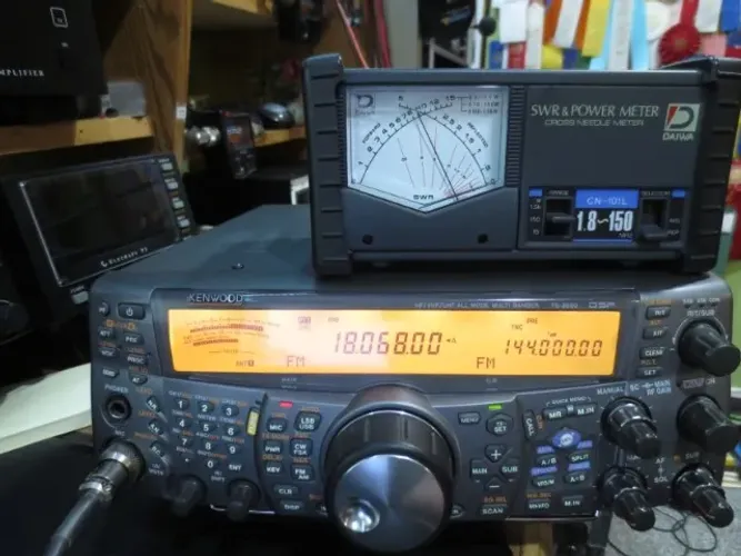 Kenwood TS-2000 Ano 2012 YAESU, ICOM , VHF, HF