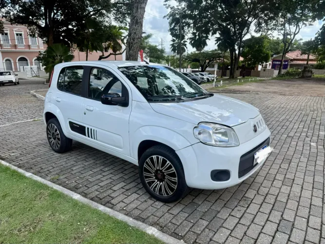 Fiat Uno Economy 1.4 EVO Fire Flex 8V 4P 2012