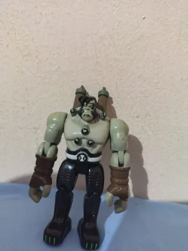 Ben 10 bandai benvicktor ler descrição 