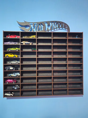 Prateleira/Expositor de carrinhos Hot Wheels 