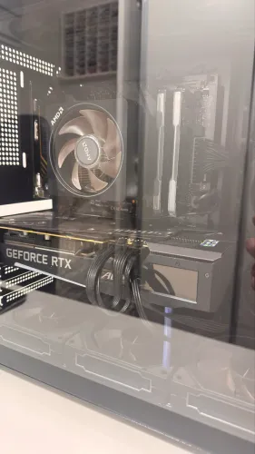 Placa de vídeo RTX 3070 Aorus Gamming LCD 8gb