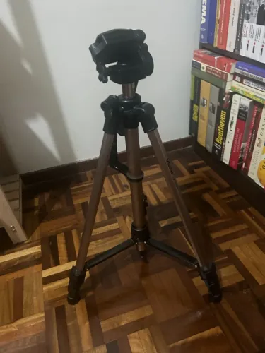 Tripé Vivitar VPT-1200 Deluxe 55 cm - 148 cm (Comprei e nunca usei)