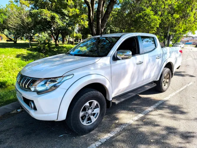 Mitsubishi L200 Triton Sport HPE 2.4 CD Diesel Aut. 2019