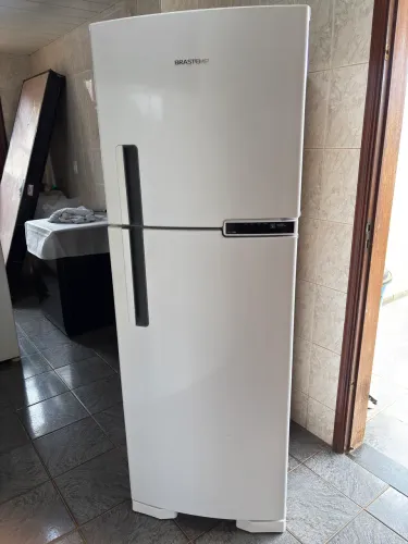 Geladeira Duplex Brastemp 375 Litros Frost Free Branco BRM44HB 220V