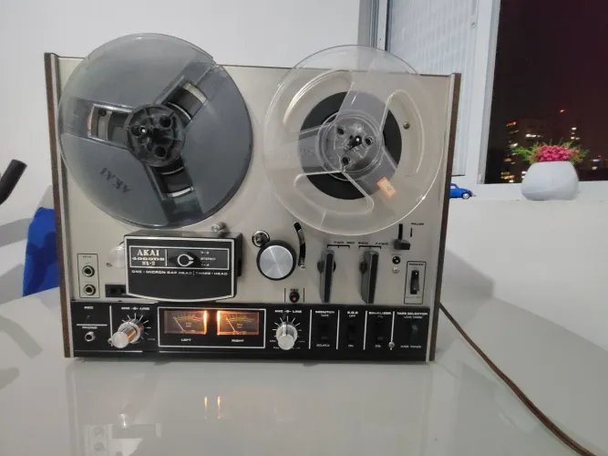 Tape deck de rolo Akai 4000ds mkll