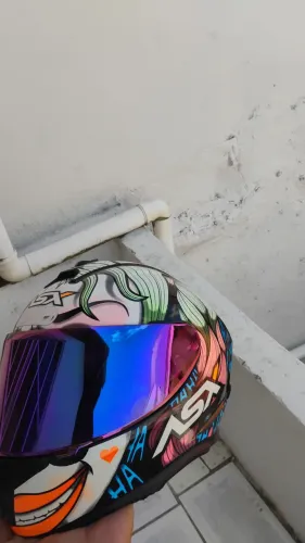 Capacete