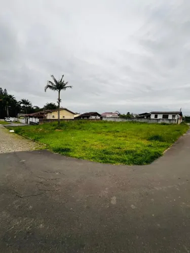 Terreno à venda no São Luiz em Criciúma