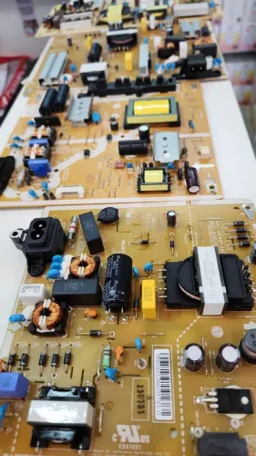 PLACA FONTE TV SAMSUNG LG PHILCO PHILIPS AOC PANASONIC