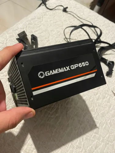 Fonte Gamemax Gp650W Bronze Pfc Ativo