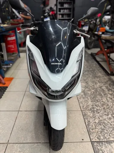 Honda PCX 160 DLX 2024