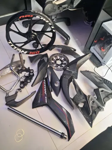 Vendo Peças Originais da Titan 160 Ano 2024