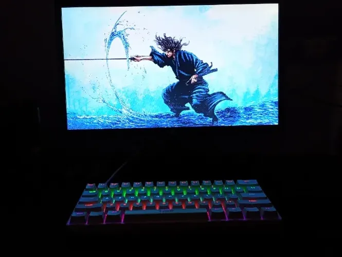 Monitor 75hz 18,5'