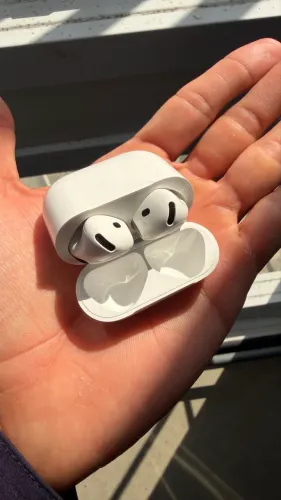 Airpods 4 Apple