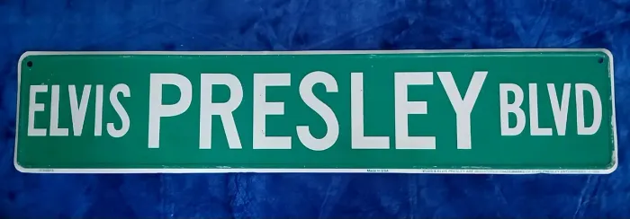 Combo de 2 Placas Decorativas em Metal Elvis Presley(Raridade, 1994)