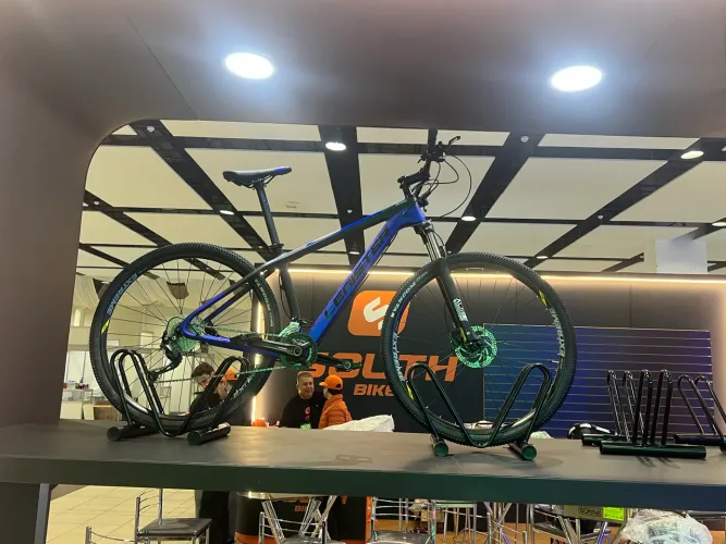 Bicicleta de carbono lenister