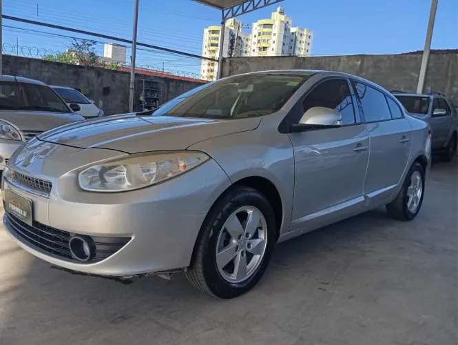 Renault Fluence Sed. Dynamique 2.0 16V Flex Aut. 2012