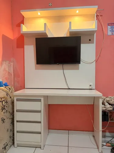 Vendo escrivaninha com led