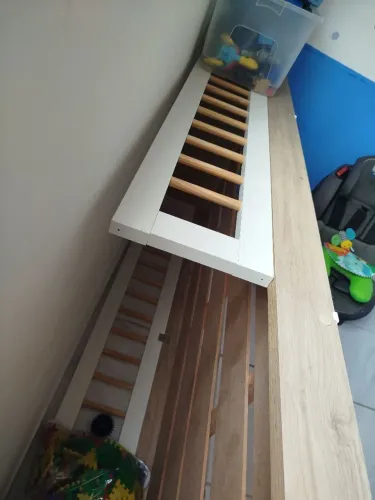Cama montessoriana