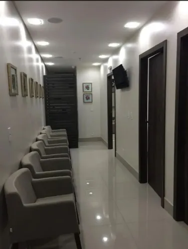 SALA NO CRISTAL TOWER 72M²