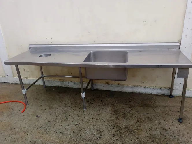 Fazemos todos os tamanhos de pia inox para seu comércio ,ZAP *