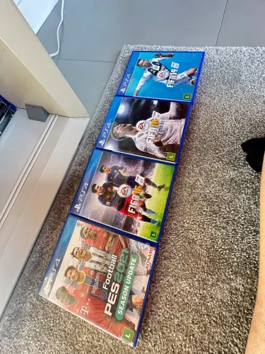 Jogos de futboll ps4