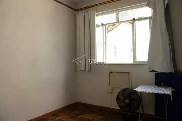 Apartamento : Padrão / Residencial / Glória