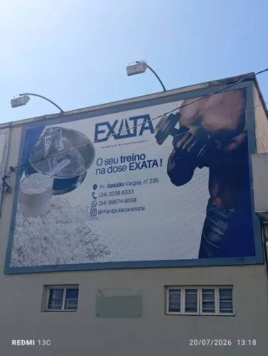 Fachadas em ACM Letras caixas e Toldos retrátil