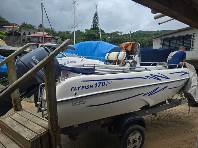 Lancha Fly fish 170