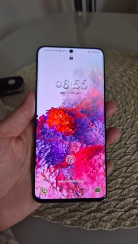 Samsung galaxy S20 trincado 
