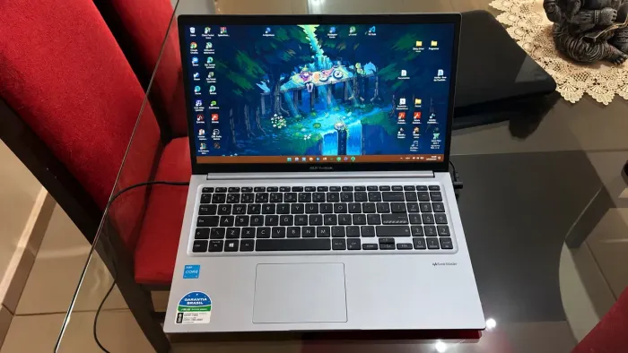 Notebook Asus Vivobook - i3 - 12GB - 256GB SSD