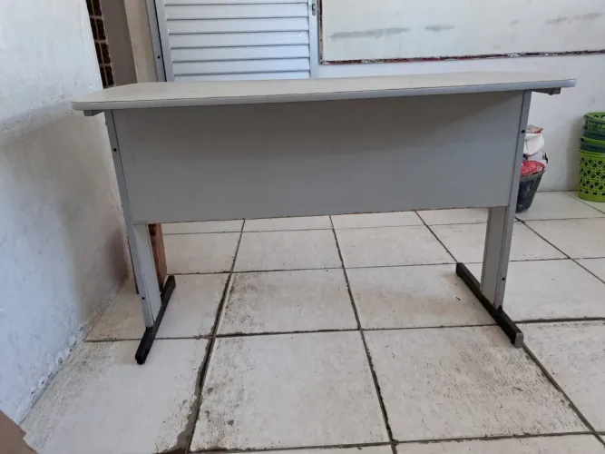 Vende-se mesas
