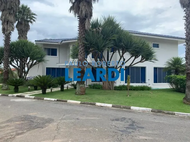 CASA EM CONDOMÍNIO - ARUJAZINHO 1, 2, 3 - SP