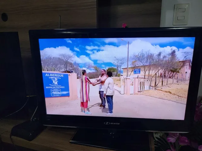 Vendo TV Buster 32"