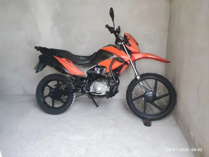 Broz 150 laranja 2010
