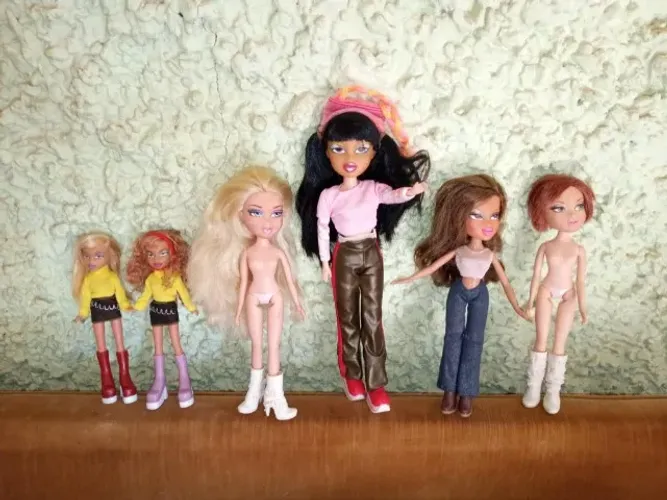 Lote kit bonecas bratz