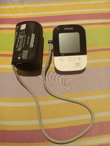 Aparelho de pressão omron 