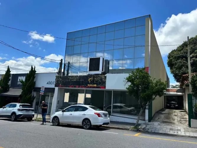 Prédio comercial para venda ou aluguel no centro da cidade de Vinhedo - SP