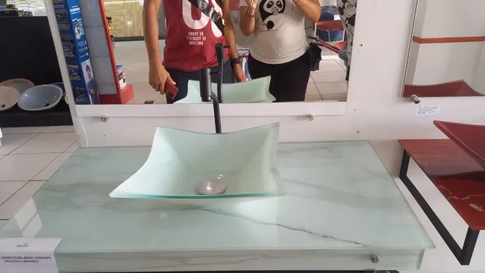 Kit Gabinete De Vidro Para Banheiro 90cm Calacata Branco
