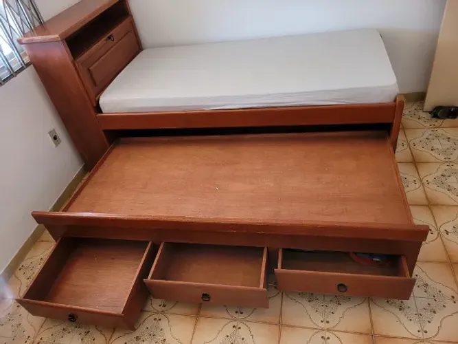 Cama de solteiro (bicama), com cabeceira baú e gavetas + 1 colchão - Pronta para transport