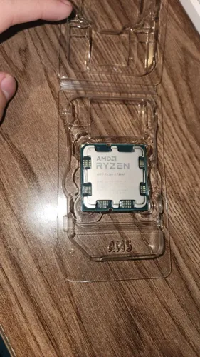 Ryzen 5 7500F - 6c/12t - Excelente estado - AM5