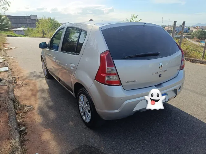Renault Sandero Expression Hi-flex 1.6 8V 5P 2012
