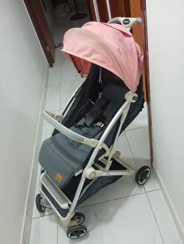 Carrinho de bebê