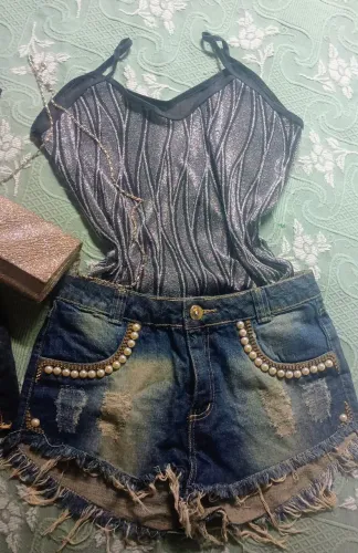 Blusas e shorts para bular o carnaval 