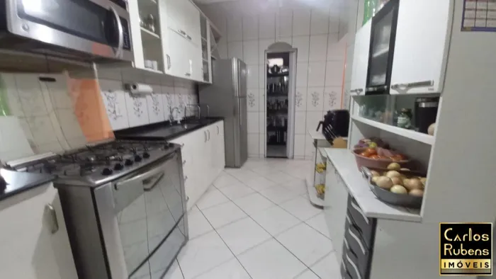 Casa para Venda em Vitória, Santa Martha, 3 dormitórios, 1 suíte, 2 banheiros, 7 vagas